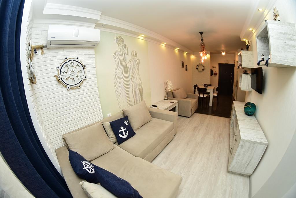Stars Apartment Batoumi Extérieur photo