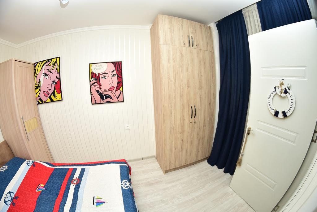 Stars Apartment Batoumi Extérieur photo