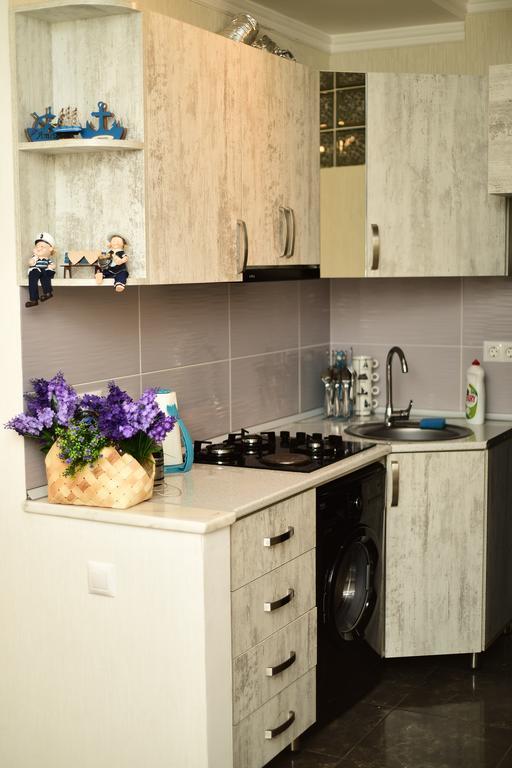 Stars Apartment Batoumi Extérieur photo